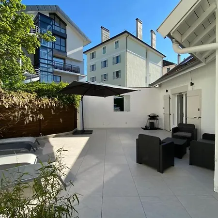 Tiny House - Town House In The Centre Of Terrace & Air Conditioning